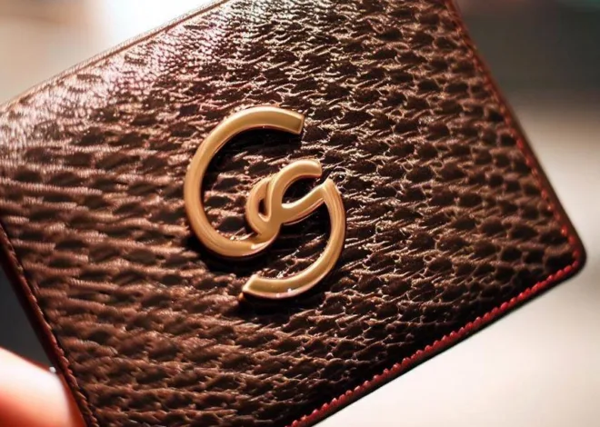 Gucci Card Holder: The Ultimate Fashion Accessory for Your Essentials